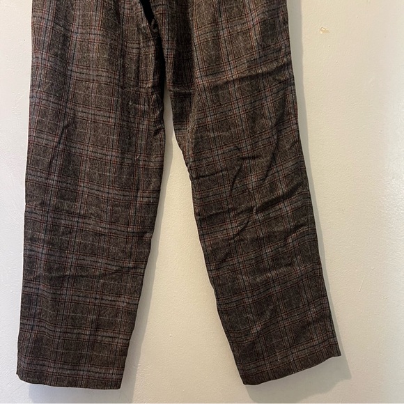 Women’s Classic Plaid Trousers - Picture 8 of 13